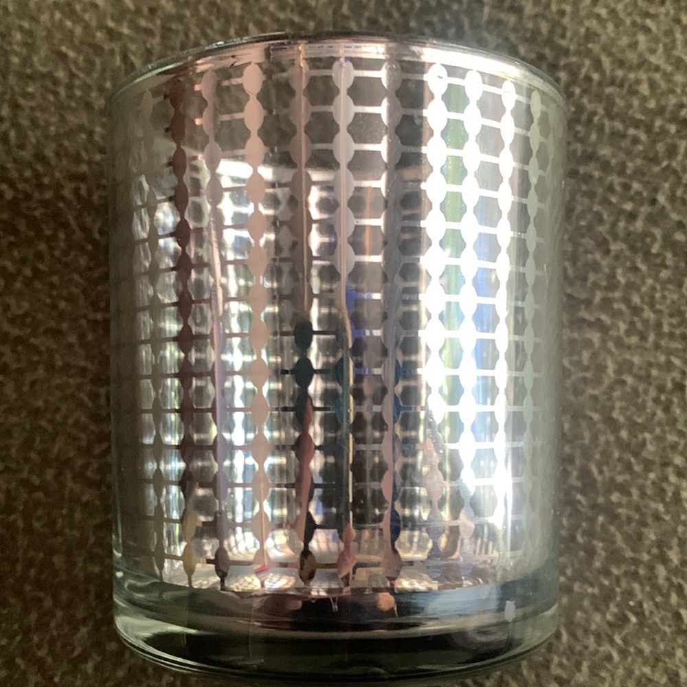 Set of 2 clear glass and silver candle holders. Size approximately 2 1/2” x 3” - Picture 5 of 10